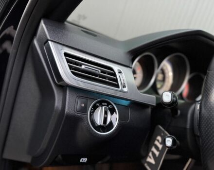 Черный Мерседес Е-Класс, объемом двигателя 2.1 л и пробегом 289 тыс. км за 17500 $, фото 18 на Automoto.ua