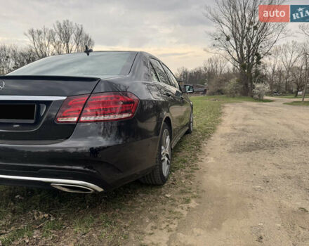 Черный Мерседес Е-Класс, объемом двигателя 3 л и пробегом 124 тыс. км за 22000 $, фото 7 на Automoto.ua