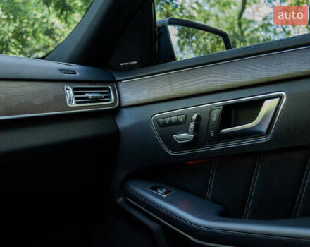 Черный Мерседес Е-Класс, объемом двигателя 3 л и пробегом 172 тыс. км за 23999 $, фото 54 на Automoto.ua