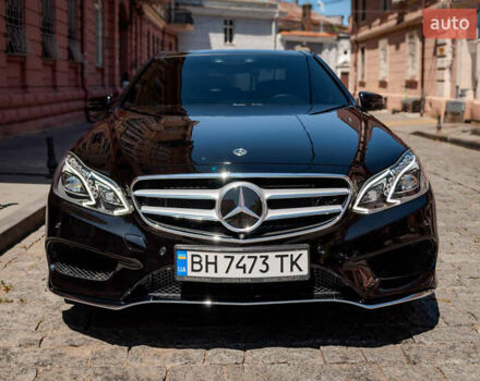 Черный Мерседес Е-Класс, объемом двигателя 3 л и пробегом 172 тыс. км за 23999 $, фото 2 на Automoto.ua