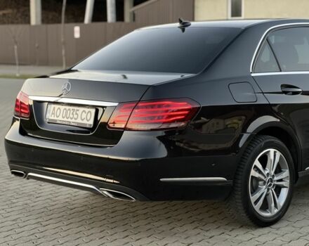 Черный Мерседес Е-Класс, объемом двигателя 2.1 л и пробегом 257 тыс. км за 19500 $, фото 23 на Automoto.ua