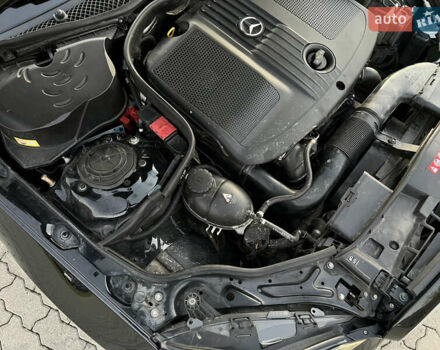 Черный Мерседес Е-Класс, объемом двигателя 2.2 л и пробегом 257 тыс. км за 19500 $, фото 40 на Automoto.ua