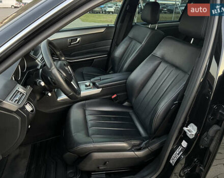 Черный Мерседес Е-Класс, объемом двигателя 2.2 л и пробегом 257 тыс. км за 19500 $, фото 18 на Automoto.ua