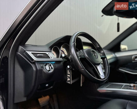 Чорний Мерседес Е-Клас, об'ємом двигуна 2.14 л та пробігом 289 тис. км за 17300 $, фото 13 на Automoto.ua