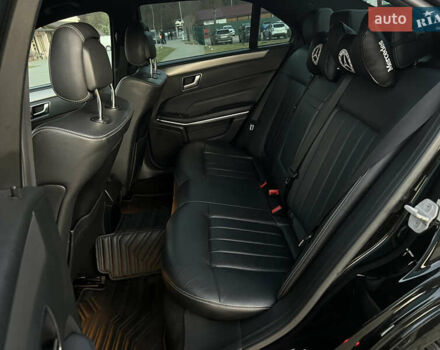 Черный Мерседес Е-Класс, объемом двигателя 2.2 л и пробегом 257 тыс. км за 19500 $, фото 29 на Automoto.ua