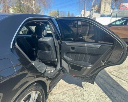 Черный Мерседес Е-Класс, объемом двигателя 2.2 л и пробегом 250 тыс. км за 18500 $, фото 21 на Automoto.ua