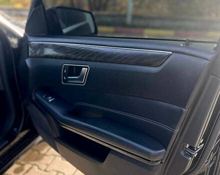 Черный Мерседес Е-Класс, объемом двигателя 2.2 л и пробегом 452 тыс. км за 15500 $, фото 23 на Automoto.ua