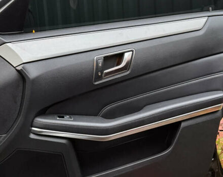 Мерседес Е-Клас 2014 у Городенке на Automoto.ua Чорний Мерседес Е-Клас, об'ємом двигуна 2.14 л та пробігом 332 тис. км за 20200 $, фото 49 на Automoto.ua