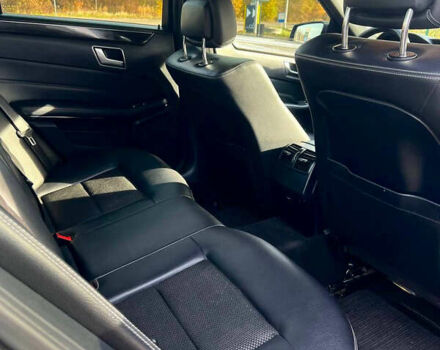 Черный Мерседес Е-Класс, объемом двигателя 2.14 л и пробегом 440 тыс. км за 15500 $, фото 14 на Automoto.ua