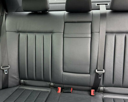 Черный Мерседес Е-Класс, объемом двигателя 2.2 л и пробегом 203 тыс. км за 19000 $, фото 6 на Automoto.ua