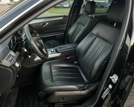 Черный Мерседес Е-Класс, объемом двигателя 2.1 л и пробегом 257 тыс. км за 19500 $, фото 12 на Automoto.ua