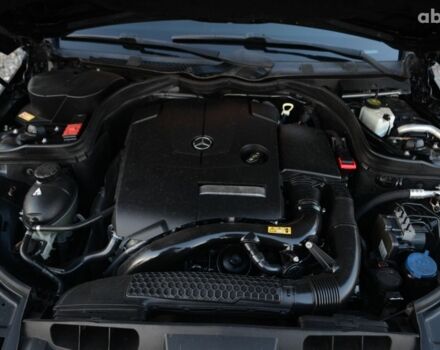 Черный Мерседес Е-Класс, объемом двигателя 0 л и пробегом 128 тыс. км за 17900 $, фото 11 на Automoto.ua