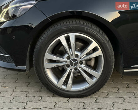 Черный Мерседес Е-Класс, объемом двигателя 2.2 л и пробегом 257 тыс. км за 19500 $, фото 16 на Automoto.ua