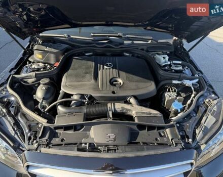 Черный Мерседес Е-Класс, объемом двигателя 1.99 л и пробегом 111 тыс. км за 22500 $, фото 33 на Automoto.ua