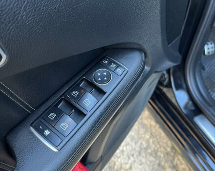 Черный Мерседес Е-Класс, объемом двигателя 2.14 л и пробегом 267 тыс. км за 17000 $, фото 6 на Automoto.ua