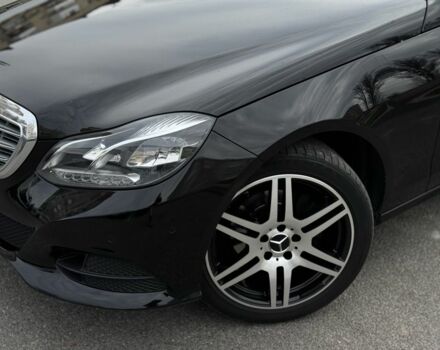 Черный Мерседес Е-Класс, объемом двигателя 2 л и пробегом 296 тыс. км за 13200 $, фото 6 на Automoto.ua