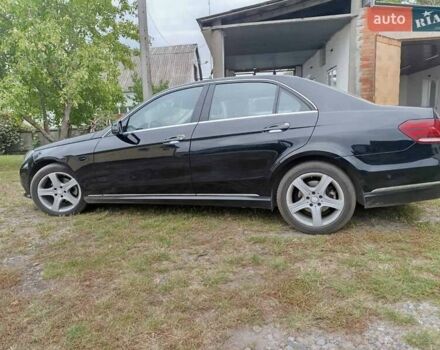 Черный Мерседес Е-Класс, объемом двигателя 1.99 л и пробегом 108 тыс. км за 19000 $, фото 3 на Automoto.ua