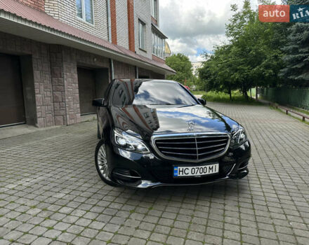Черный Мерседес Е-Класс, объемом двигателя 2.1 л и пробегом 277 тыс. км за 19000 $, фото 9 на Automoto.ua
