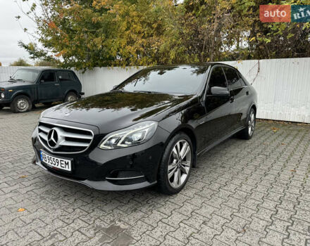 Черный Мерседес Е-Класс, объемом двигателя 2.14 л и пробегом 140 тыс. км за 11000 $, фото 27 на Automoto.ua