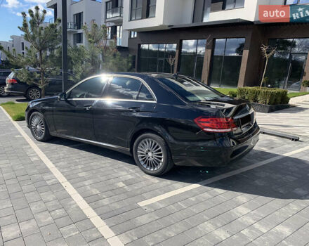 Черный Мерседес Е-Класс, объемом двигателя 2.14 л и пробегом 335 тыс. км за 17999 $, фото 2 на Automoto.ua
