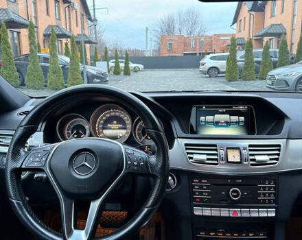 Чорний Мерседес Е-Клас, об'ємом двигуна 1.99 л та пробігом 211 тис. км за 18500 $, фото 21 на Automoto.ua