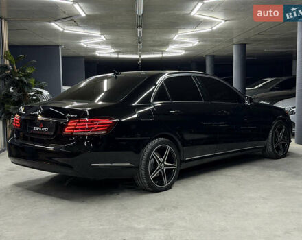 Черный Мерседес Е-Класс, объемом двигателя 3.5 л и пробегом 26 тыс. км за 20900 $, фото 14 на Automoto.ua