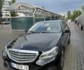 Черный Мерседес Е-Класс, объемом двигателя 2.1 л и пробегом 290 тыс. км за 14500 $, фото 1 на Automoto.ua