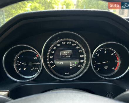 Черный Мерседес Е-Класс, объемом двигателя 2.1 л и пробегом 277 тыс. км за 19000 $, фото 28 на Automoto.ua
