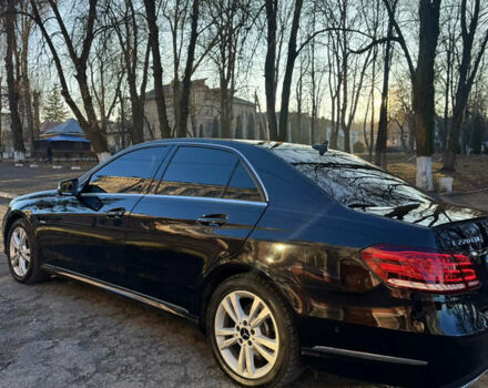 Черный Мерседес Е-Класс, объемом двигателя 2.14 л и пробегом 267 тыс. км за 17000 $, фото 17 на Automoto.ua