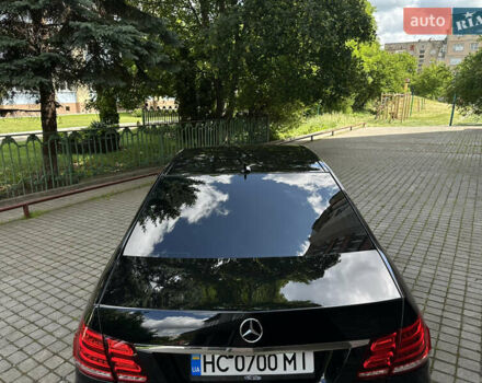 Черный Мерседес Е-Класс, объемом двигателя 2.1 л и пробегом 277 тыс. км за 19000 $, фото 12 на Automoto.ua