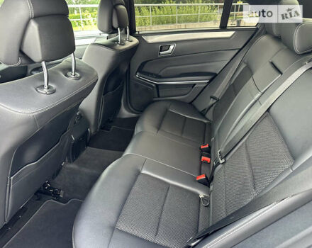 Чорний Мерседес Е-Клас, об'ємом двигуна 2.2 л та пробігом 356 тис. км за 17500 $, фото 61 на Automoto.ua