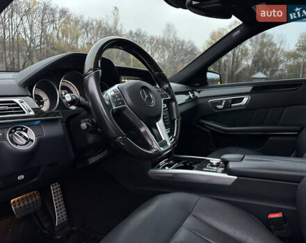 Черный Мерседес Е-Класс, объемом двигателя 3 л и пробегом 156 тыс. км за 23500 $, фото 17 на Automoto.ua