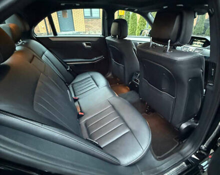 Чорний Мерседес Е-Клас, об'ємом двигуна 1.99 л та пробігом 211 тис. км за 18500 $, фото 15 на Automoto.ua