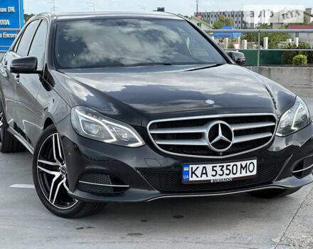 Чорний Мерседес Е-Клас, об'ємом двигуна 2.2 л та пробігом 356 тис. км за 17500 $, фото 4 на Automoto.ua