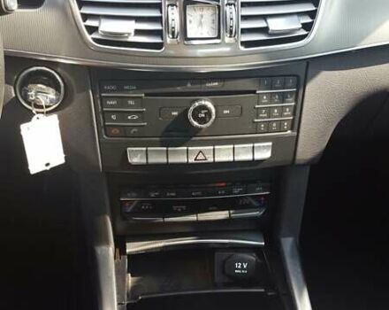 Черный Мерседес Е-Класс, объемом двигателя 2.14 л и пробегом 127 тыс. км за 22000 $, фото 1 на Automoto.ua