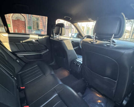 Черный Мерседес Е-Класс, объемом двигателя 2.14 л и пробегом 267 тыс. км за 17000 $, фото 10 на Automoto.ua