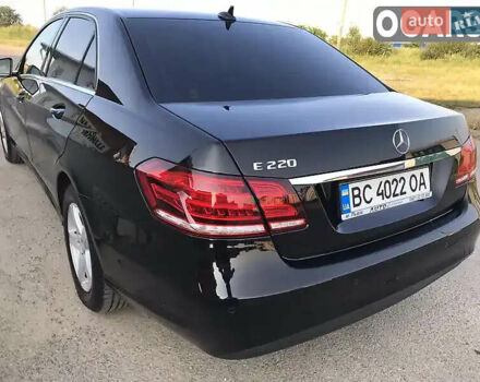 Черный Мерседес Е-Класс, объемом двигателя 1.99 л и пробегом 270 тыс. км за 16555 $, фото 5 на Automoto.ua