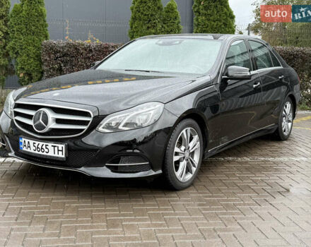Чорний Мерседес Е-Клас, об'ємом двигуна 1.99 л та пробігом 211 тис. км за 19500 $, фото 2 на Automoto.ua