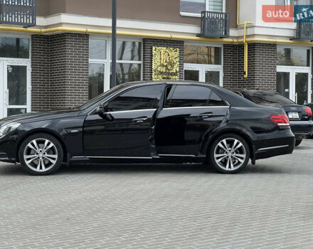 Черный Мерседес Е-Класс, объемом двигателя 2.2 л и пробегом 152 тыс. км за 22900 $, фото 8 на Automoto.ua