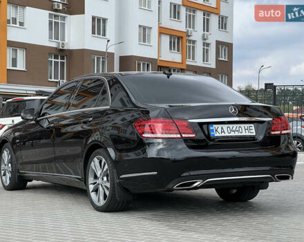 Черный Мерседес Е-Класс, объемом двигателя 2.2 л и пробегом 152 тыс. км за 22900 $, фото 6 на Automoto.ua