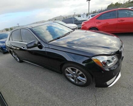 Черный Мерседес Е-Класс, объемом двигателя 2.1 л и пробегом 82 тыс. км за 4300 $, фото 2 на Automoto.ua