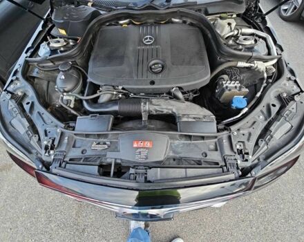 Черный Мерседес Е-Класс, объемом двигателя 2.1 л и пробегом 82 тыс. км за 4300 $, фото 7 на Automoto.ua