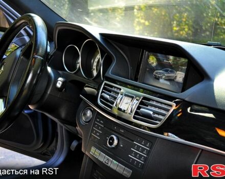 Черный Мерседес Е-Класс, объемом двигателя 2.1 л и пробегом 211 тыс. км за 19999 $, фото 11 на Automoto.ua