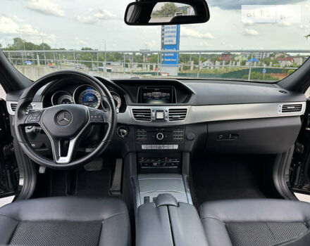 Чорний Мерседес Е-Клас, об'ємом двигуна 2.2 л та пробігом 356 тис. км за 17500 $, фото 57 на Automoto.ua