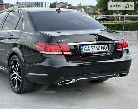 Чорний Мерседес Е-Клас, об'ємом двигуна 2.2 л та пробігом 356 тис. км за 17500 $, фото 19 на Automoto.ua