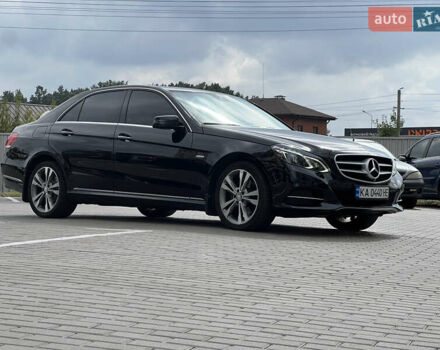 Черный Мерседес Е-Класс, объемом двигателя 2.2 л и пробегом 152 тыс. км за 22900 $, фото 2 на Automoto.ua