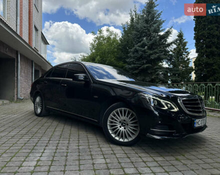 Черный Мерседес Е-Класс, объемом двигателя 2.1 л и пробегом 277 тыс. км за 19000 $, фото 2 на Automoto.ua