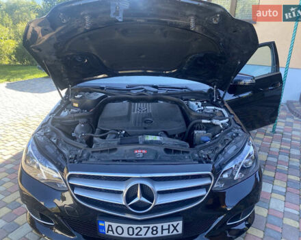 Мерседес Е-Класс 2015 в Воловце на Automoto.ua Черный Мерседес Е-Класс, объемом двигателя 2.2 л и пробегом 230 тыс. км за 22500 $, фото 12 на Automoto.ua