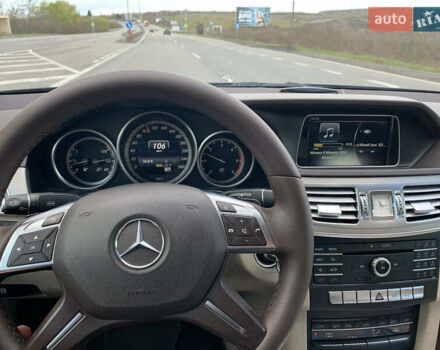 Черный Мерседес Е-Класс, объемом двигателя 2.14 л и пробегом 335 тыс. км за 17999 $, фото 7 на Automoto.ua