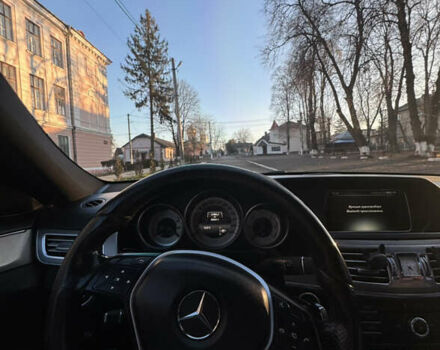 Черный Мерседес Е-Класс, объемом двигателя 2.14 л и пробегом 267 тыс. км за 17000 $, фото 27 на Automoto.ua